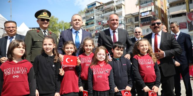 Gemlik’te Bayram Coşkusu Alanlara Sığmadı
