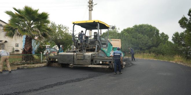 GEMLİK BELEDİYESİ’NDEN KÜÇÜK SANAYİYE YOL DESTEĞİ