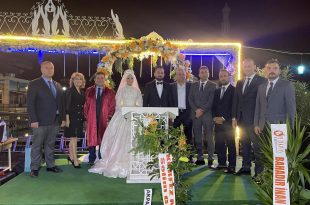 Salona Sığmayan Düğün