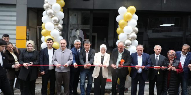 Fidan Eker Tekstil Ürünleri Merkezi Açıldı