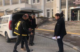 CİNAYET ZANLISI, TUTUKLANARAK CEZAEVİNE GÖNDERİLDİ