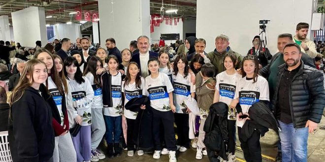 4 BİNİ AŞKIN GEMLİK’Lİ İFTARDA BULUŞTU