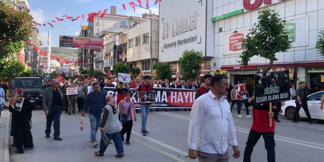 Gemlik’te Gazze’ye Destek Yürüyüşü Yapıldı