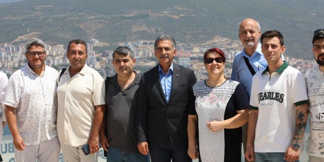 Gemlik Belediye Başkanı Şükrü Deviren Yerel Medya ile Kahvaltıda Bir Araya Geldi