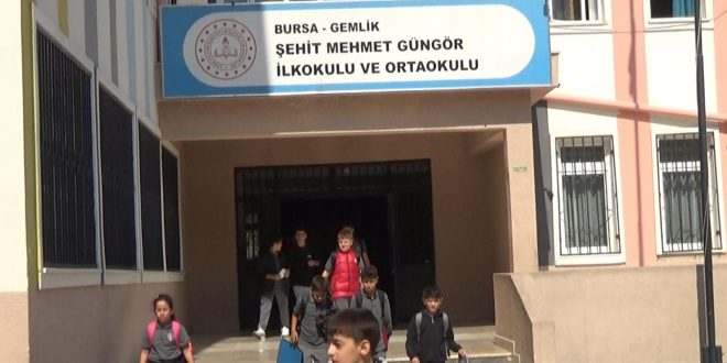 GEMLİK'TE VELİLERİN OKUL İSYANI