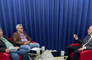 Saadet Partisi Gemlik İlçe Başkanı Cihangir Dinç Gemlik TV Stüdyolarında Gazetecilerin Sorularını Cevaplandırdı.