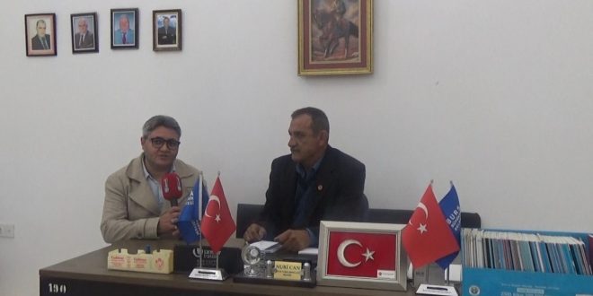 Gemlik Küçük Kumla köylüleri zeytin fiyatlarını değerlendirdi.