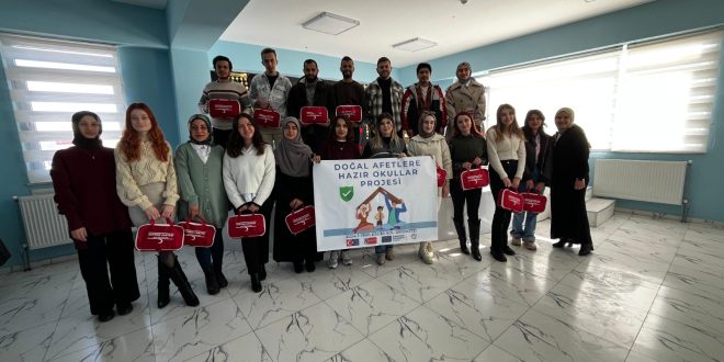 Gemlikli Genç Öğretmenlerden Van'da Doğal Afetlere Hazırlık Hamlesi