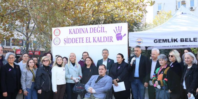 GEMLİK KENT KONSEYİ KADIN MECLİSİNDEN 25 KASIM FARKINDALIK ETKİNLİĞİ