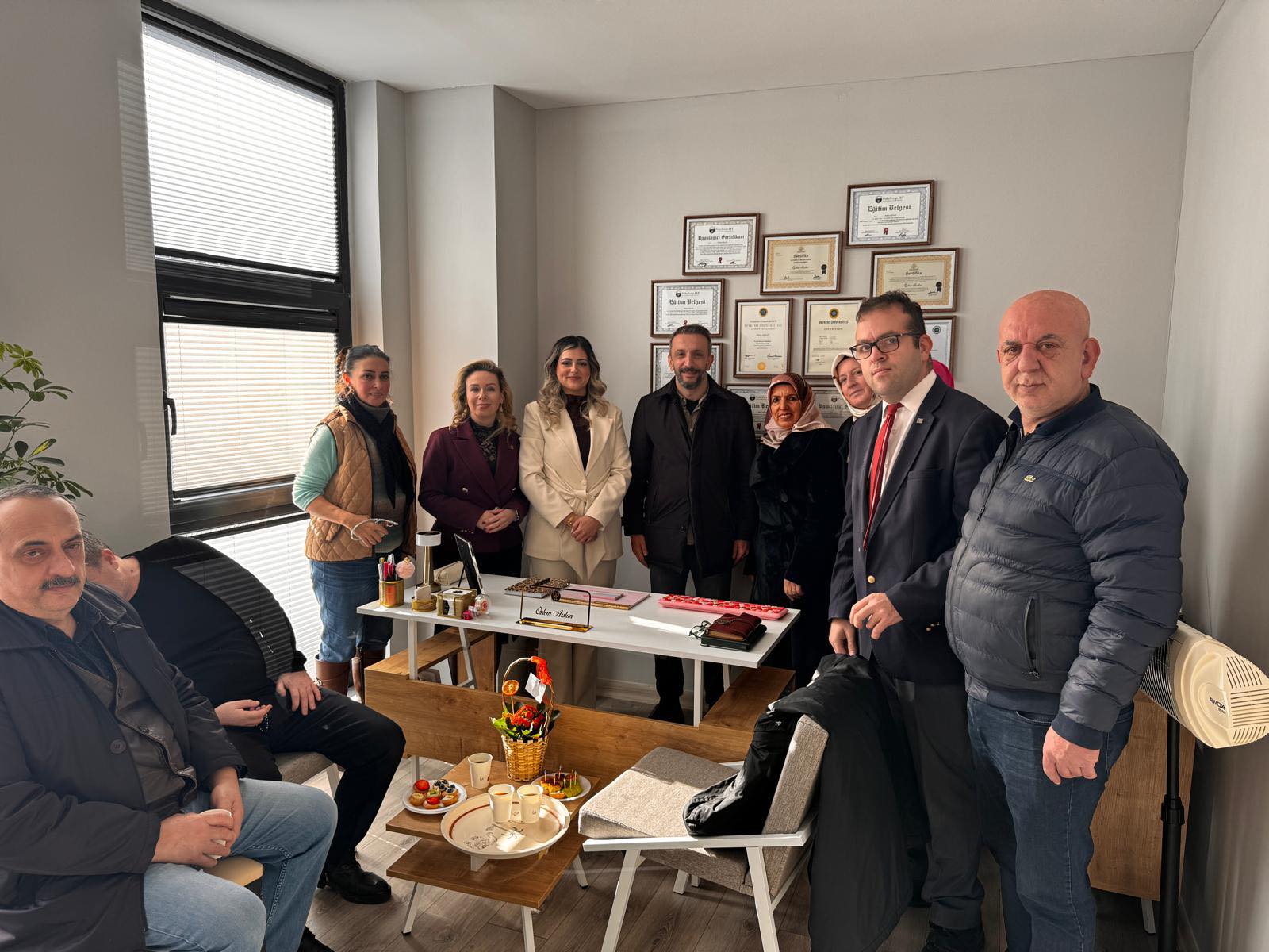 GEMLİK'TE ÇOCUK VE ERGENLERE YÖNELİK YENİ PİSKOLOJİK DANIŞMANLIK MERKEZİ AÇILDI