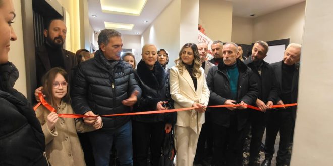 GEMLİK'TE ÇOCUK VE ERGENLERE YÖNELİK YENİ PİSKOLOJİK DANIŞMANLIK MERKEZİ AÇILDI