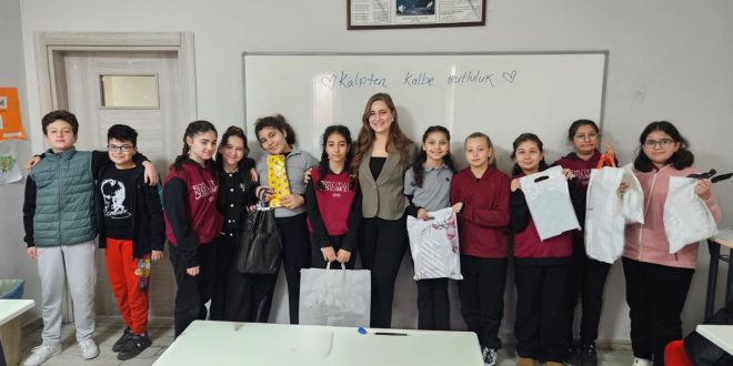 Gemlikli minik öğrencilerden anlamlı destek