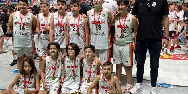 GEMLİK BASKETBOL U12 ERKEK TAKIMI BURSA ŞAMPİYONU!