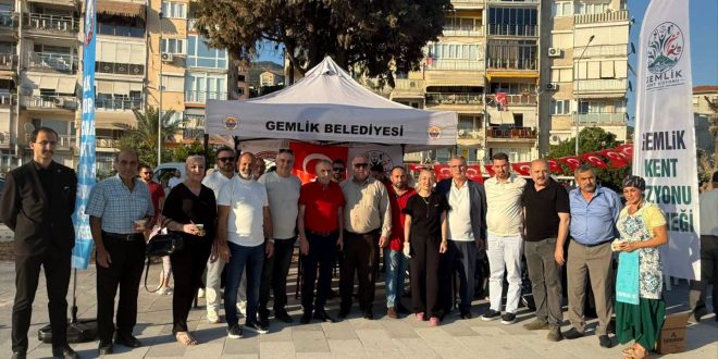 Gemlik Kent Vizyonu ve Amatör Balıkçılar Derneği'nden Aşure Programı