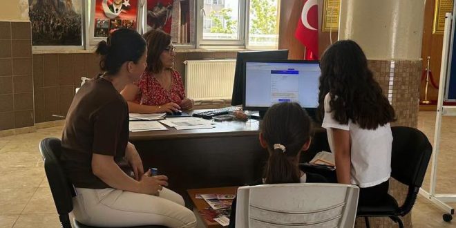 Gemlik’te LGS Adaylarına 18 Ortaokul’da Tercih Danışmanığı