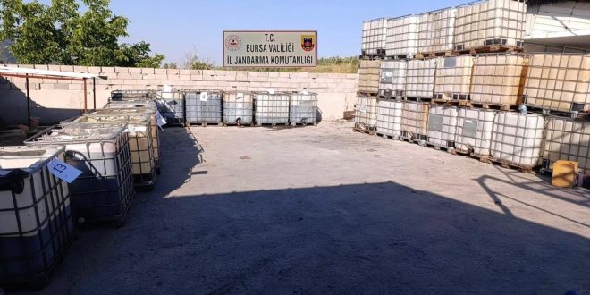 Gemlik'te 10 Milyon TL Değerinde Kaçak Madeni Yağ Operasyonu